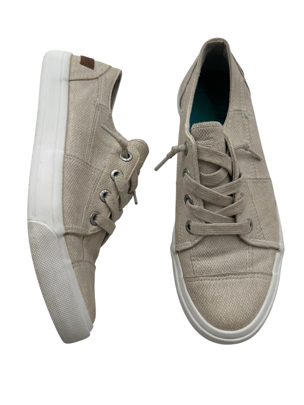Blowfish Malibu Cream Colored Slip-on Sneakers Women's Size 8.5